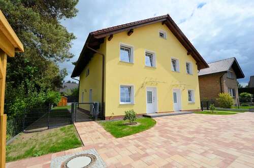 Foto - Haus zum Mieten in Hohen Neuendorf 1.850,00 € 100 m²