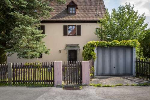 Foto - Haus zum Kaufen in Schwabach 889.000,00 € 290 m²