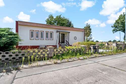 Foto - Haus zum Kaufen in Nienburg (Saale) 120.000,00 € 91 m²