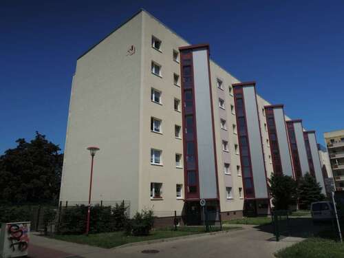 Foto - Wohnung zum Mieten in Magdeburg 332,70 € 55.45 m²