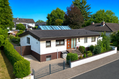 Foto - Haus zum Kaufen in Limeshain 649.000,00 € 229 m²