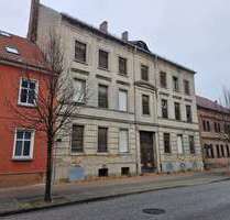 Haus zum Kaufen in Luckenwalde 450.000,00 € 711 m²