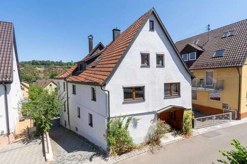 Foto - Haus zum Kaufen in Benningen am Neckar 489.000,00 € 208 m²