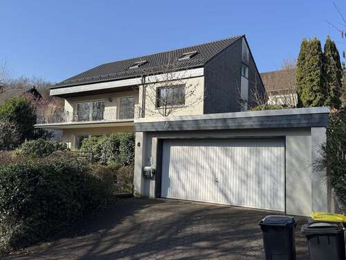 Foto - Haus zum Kaufen in Siegen 375.000,00 € 344 m²