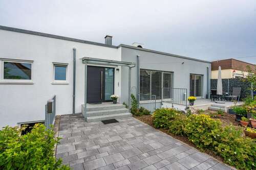 Foto - Haus zum Kaufen in Karlsruhe 1.150.000,00 € 201.69 m²