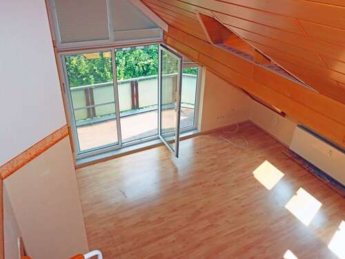 Foto - Wohnung zum Kaufen in Östringen 210.000,00 € 69.42 m²