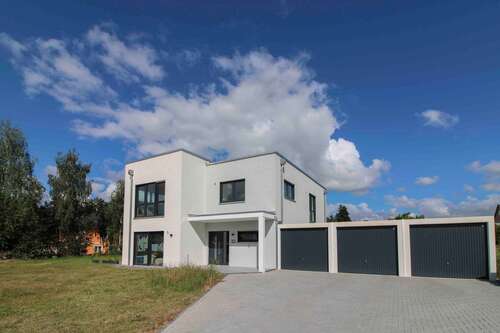 Foto - Haus zum Kaufen in Burkau 995.000,00 € 195.29 m²