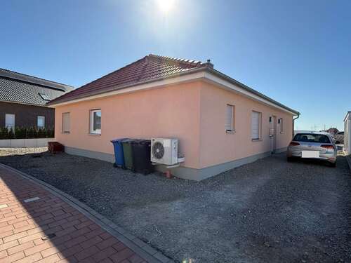 Foto - Haus zum Kaufen in Helmstedt 295.000,00 € 123.69 m²