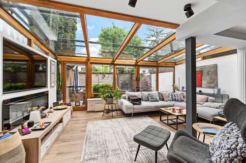 Foto - Haus zum Kaufen in München Aubing-Lochhausen-Langwied 965.000,00 € 105 m²