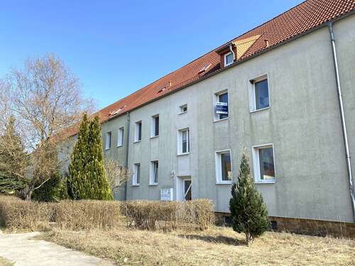 Foto - Wohnung zum Mieten in Groß Schacksdorf 365,00 € 74.4 m²