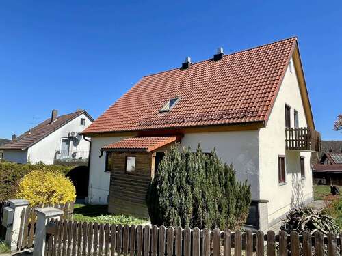 Foto - Haus zum Kaufen in Altmannstein 298.000,00 € 110 m²