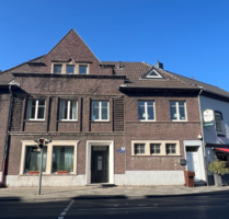 Wohnung zum Kaufen in Neuss 250.000,00 € 175 m²