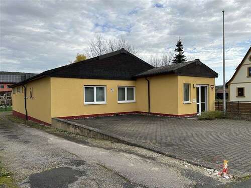 Foto - Einzelhandel in Rattelsdorf , Oberfr 890,00 € 111 m²