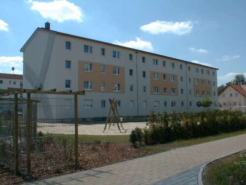 Foto - Wohnung zum Mieten in Lauta 390,00 € 66.88 m²