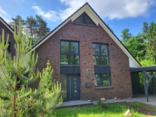 Foto - Haus zum Mieten in Buchholz 1.990,00 € 146 m²