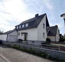 Haus zum Kaufen in Lippstadt 325.000,00 € 130 m² Haus zum Kaufen in Lippstadt 325.000,00 € 130 m²