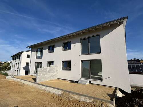 Foto - Wohnung zum Mieten in Ergoldsbach 1.090,00 € 97 m²