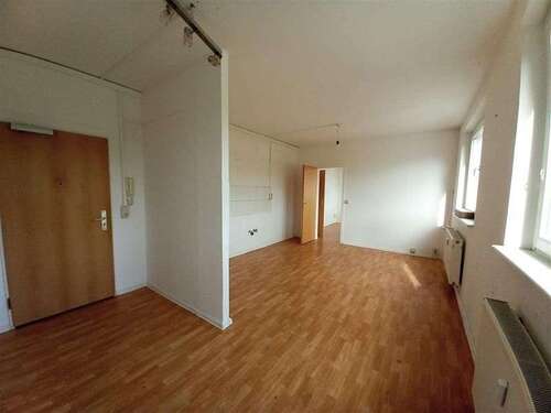 Foto - Wohnung zum Mieten in Gera 278,15 € 43 m²