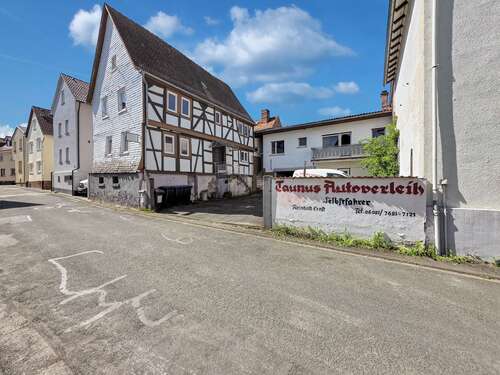 Foto - Haus zum Kaufen in Neu-Anspach 325.000,00 € 160 m²