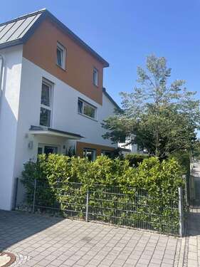 Foto - Haus zum Mieten in Germering 2.490,00 € 127.71 m²