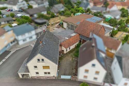 Foto - Haus zum Kaufen in Fernwald 650.000,00 € 180 m²