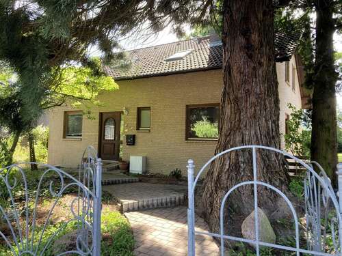 Foto - Haus zum Kaufen in Lehre 355.000,00 € 156 m²