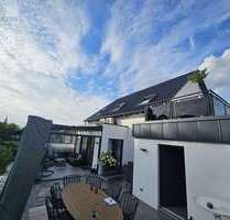 Haus zum Kaufen in Emmerich Elten 1.170.000,00 € 200 m² - Emmerich / Elten