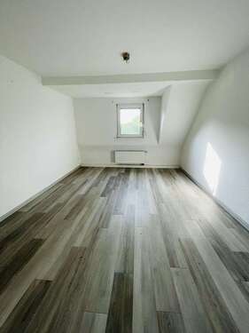 Foto - Wohnung zum Mieten in Ludwigshafen am Rhein 647,00 € 71.8 m²