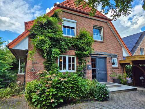 Foto - Haus zum Kaufen in Wedel 655.000,00 € 140 m²