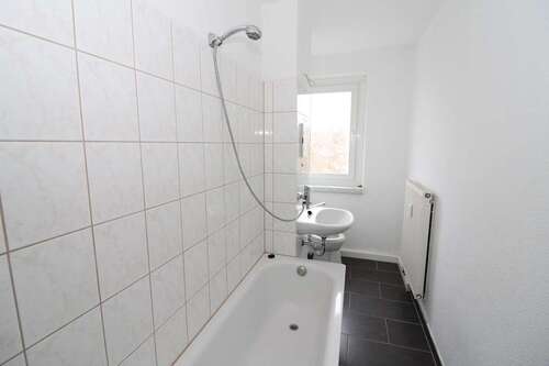 Foto - Wohnung zum Mieten in Sangerhausen 341,00 € 59.67 m²
