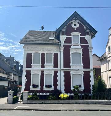 Foto - Haus zum Kaufen in Siegen 985.000,00 € 400 m²