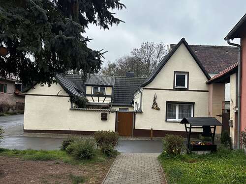 Foto - Haus zum Kaufen in Weißenfels OT Langendorf 100.000,00 € 100 m²