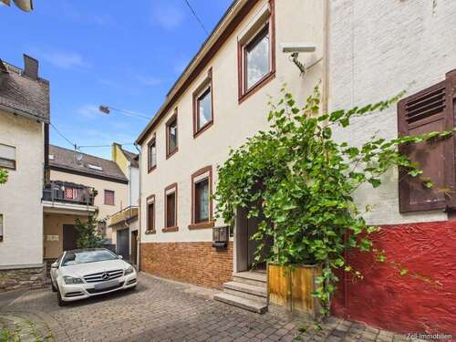 Foto - Haus zum Kaufen in Lorch 134.000,00 € 181 m²