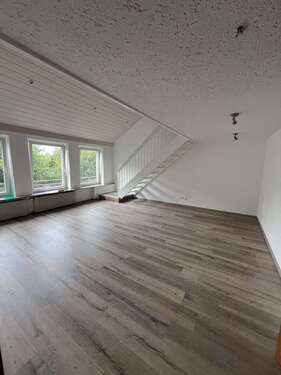 Foto - Wohnung zum Mieten in Delmenhorst 800,00 € 118 m²