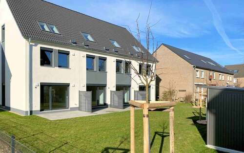 Foto - Haus zum Mieten in Rüdersdorf 1.282,00 € 110.42 m²