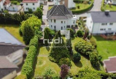 Foto - Haus zum Kaufen in Lage 279.000,00 € 176 m²