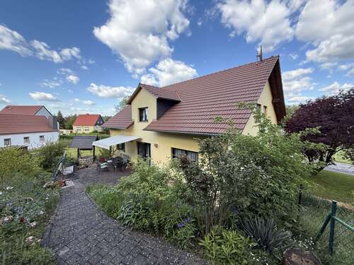 Foto - Haus zum Kaufen in Weißenfels OT Wengelsdorf 435.000,00 € 250 m²