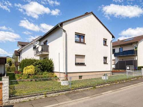 Foto - Haus zum Kaufen in Lich 100.000,00 € 123.31 m²