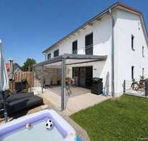 Haus zum Kaufen in Wiesent 549.900,00 € 140.81 m²