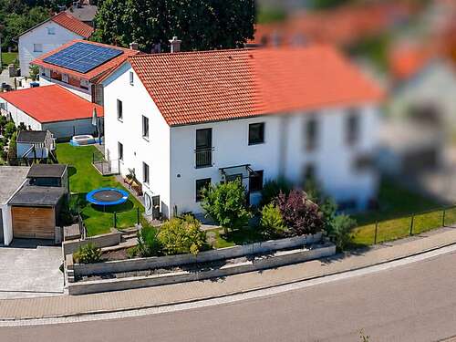 Foto - Haus zum Kaufen in Wiesent 599.000,00 € 140.81 m²