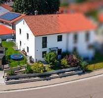 Haus zum Kaufen in Wiesent 599.000,00 € 140.81 m²