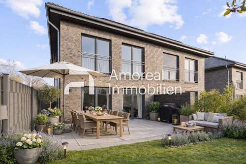 Foto - Haus zum Kaufen in Norderstedt 695.000,00 € 140.54 m²