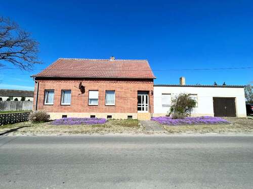 Foto - Haus zum Kaufen in Gardelegen 65.000,00 € 124 m²