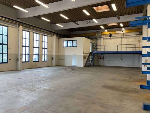 Foto - Halle in Korschenbroich 3.584,50 € 355 m²