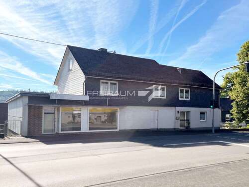 Foto - Haus zum Kaufen in Neunkirchen 159.000,00 € 142.89 m²