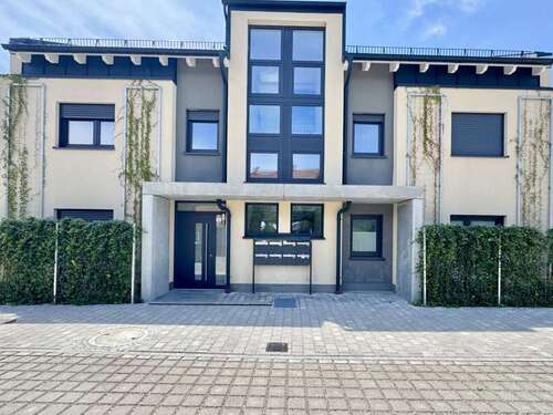 Foto - Wohnung zum Mieten in Höhenkirchen-Siegertsbrunn 2.040,00 € 96.5 m²