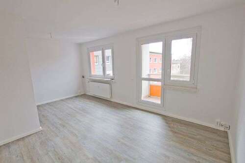Foto - Wohnung zum Mieten in Halle (Saale) 338,00 € 56.23 m²