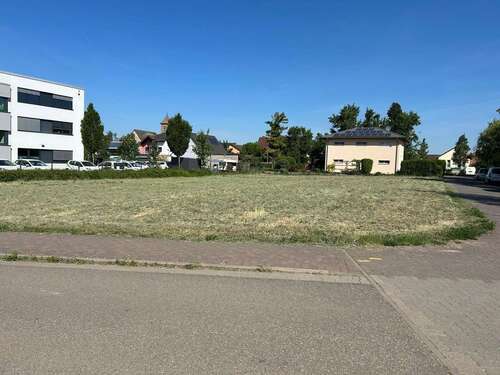 Foto - Grundstück zu verkaufen in Hochdorf-Assenheim 420.000,00 € 637 m²
