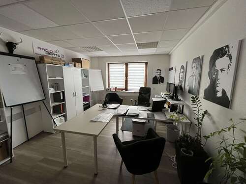 Foto - Büro in Weil der Stadt 1.566,00 € 204 m²