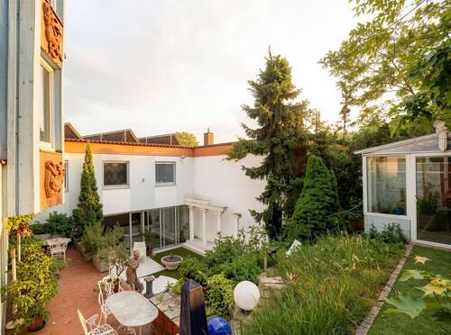 Foto - Haus zum Kaufen in Erlangen 949.000,00 € 289 m²